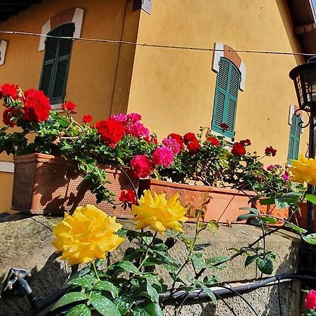 Vasto Apt Panoramico 3 Min Mare Apartment Camogli Bagian luar foto