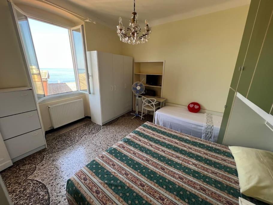 Vasto Apt Panoramico 3 Min Mare Apartment Camogli Bagian luar foto